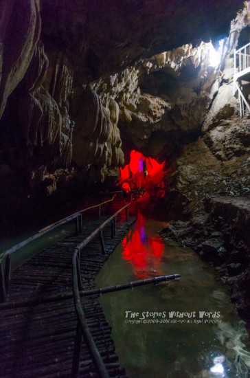『Mermaid Cave』 K-5IIs[15 mm 1-8 秒 (f - 4.0) ISO 3200]